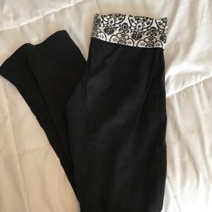 PINK yoga pants